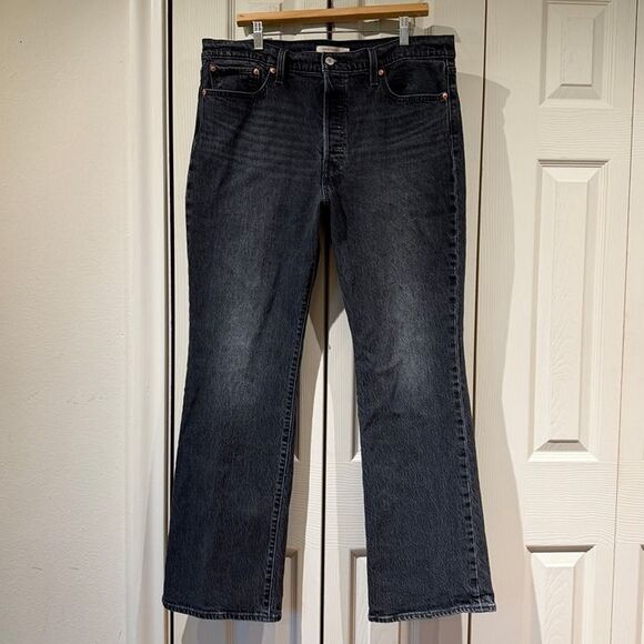 LIKE NEW Levi’s Premium Wedgie Bootcut High Rise Jeans Black Low Stretch 34 - Picture 2 of 12